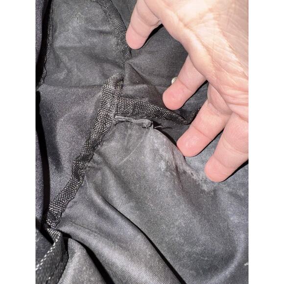 Puma x Ferrari Padded Backpack Red Black - Picture 7 of 15